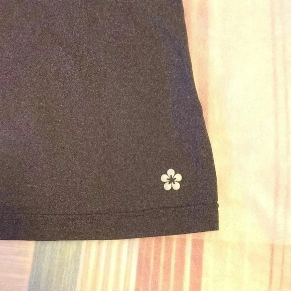 TUFF ATHLETICS TOP FOR GYM & YOGA  🧘‍♀️ - Picture 2 of 5